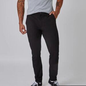 Fresh Clean Threads Black Stretch Tech Pant Size 33x32